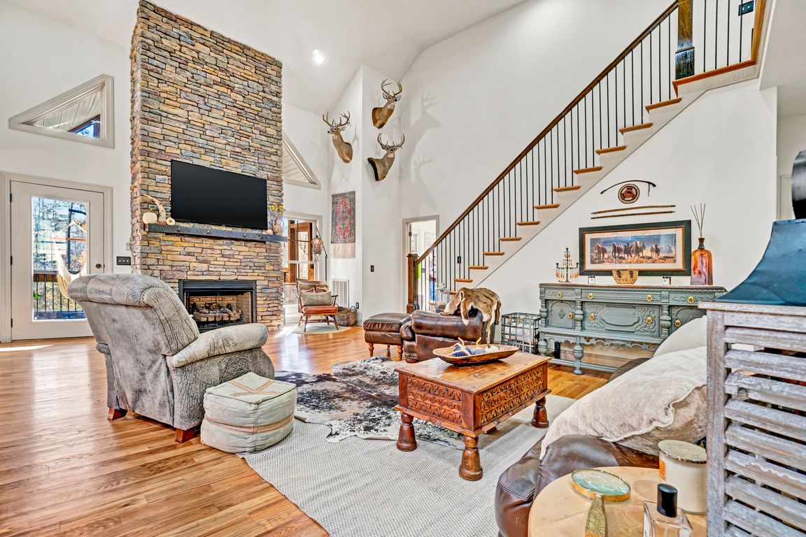 next background image