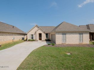 127 Serenity Ln, Pearl, MS