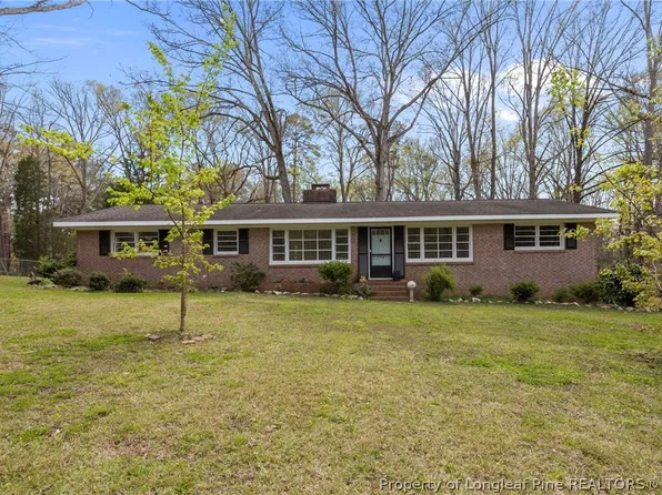 408 Sherwood Dr, Sanford, NC 27330