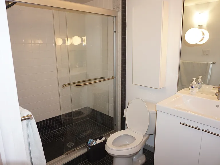 1521 Spruce St #204 — Photo 12