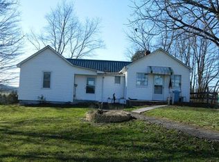 38090 Loves Mill Rd, Chilhowie, VA 24319