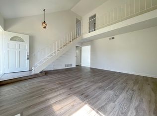 9951 Moore Cir, Huntington Beach, CA 92646