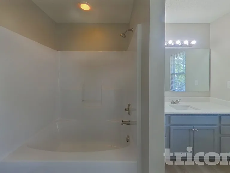 6951 Silver Garden Ln — Photo 9