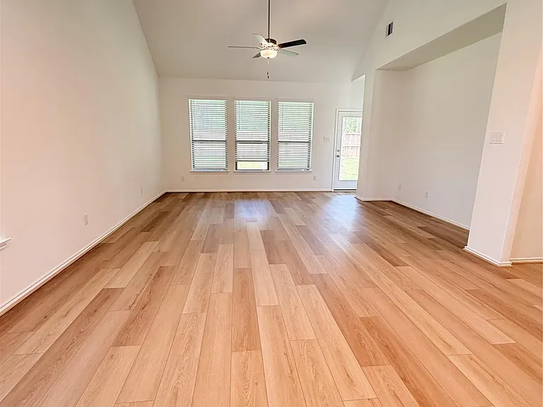 22403 Sawmill Pass Ln — Photo 11