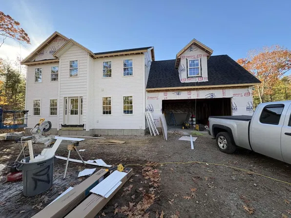 130 Willard Rd, Ashburnham, MA 01430