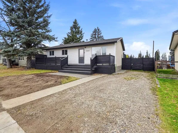 5020 58th St, Rocky Mountain House, AB T4T 1G5