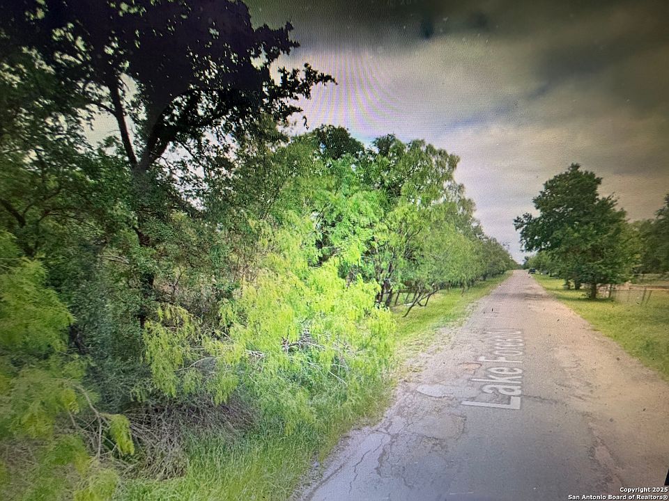 2nd image of LOT 353 Lake Forest Dr LOT 353