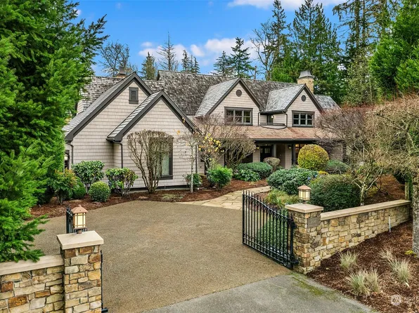 26546 SE Grand Ridge Drive, Issaquah, WA 98029