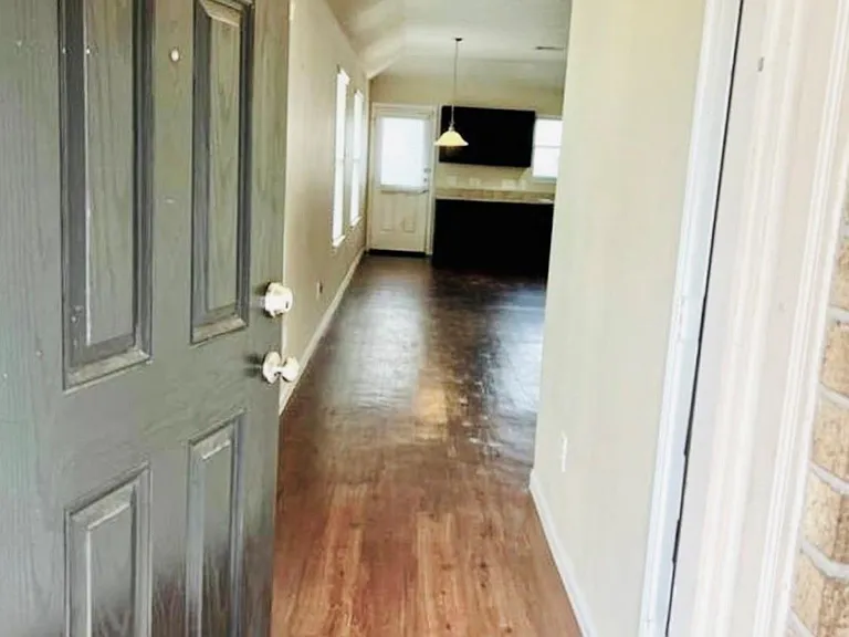 3415 Maris Way — Photo 4