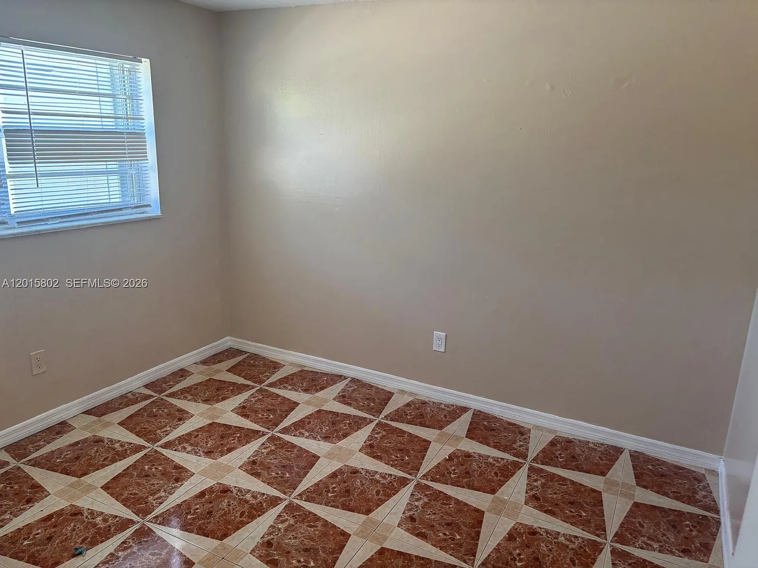 Ola Condo — Photo 4