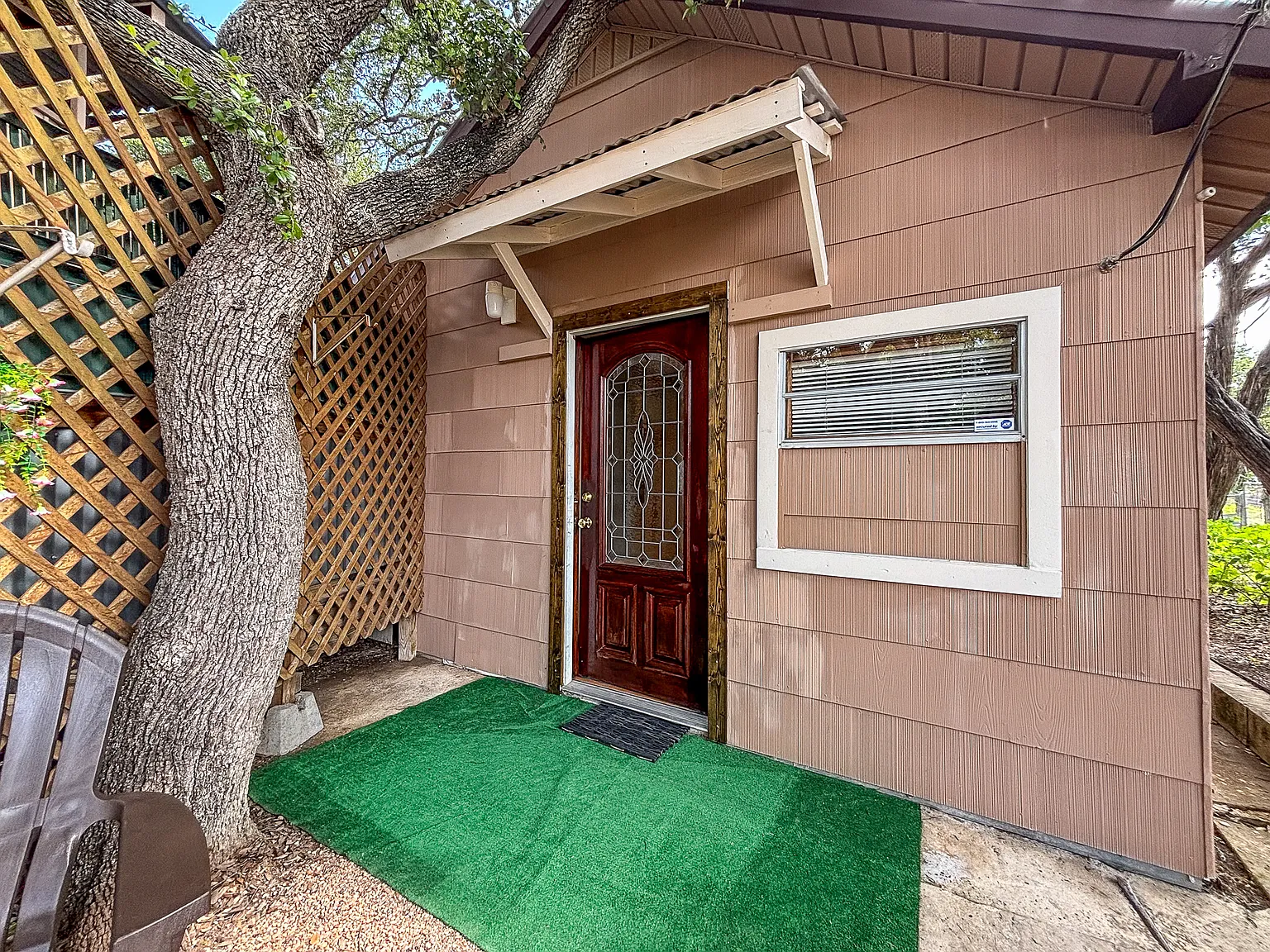 280 Ridgeview - 1 — Photo 3