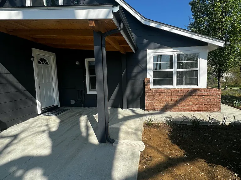 1801 Woodson Dr — Photo 47