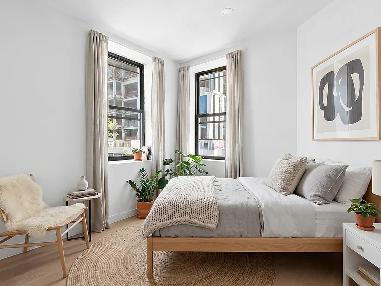 101 Smith St #2 — Photo 5