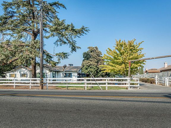 5th image of 24181 Avenue 14