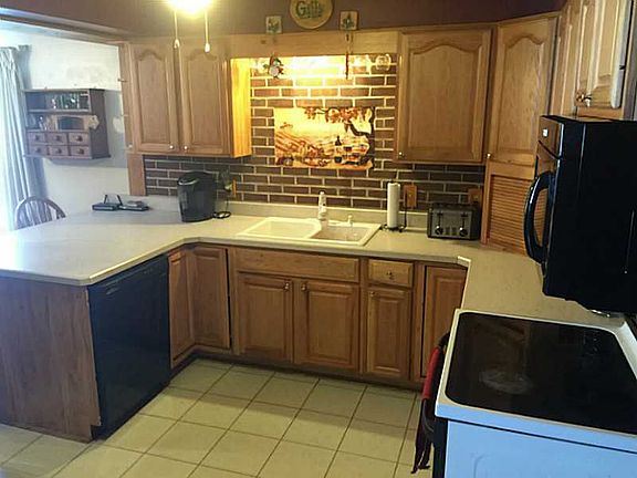 4th image of 12141 Skyview Dr