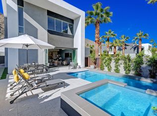 1183 Iris Ln, Palm Springs, CA 92264