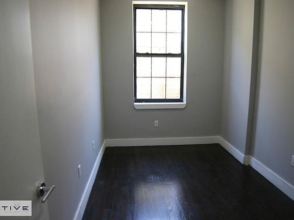 3rd image of 79 Stuyvesant Ave APT 1