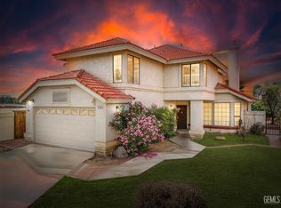 8226 Birmingham St, Bakersfield, CA