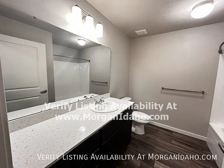 1025 S Elder St #204 — Photo 8