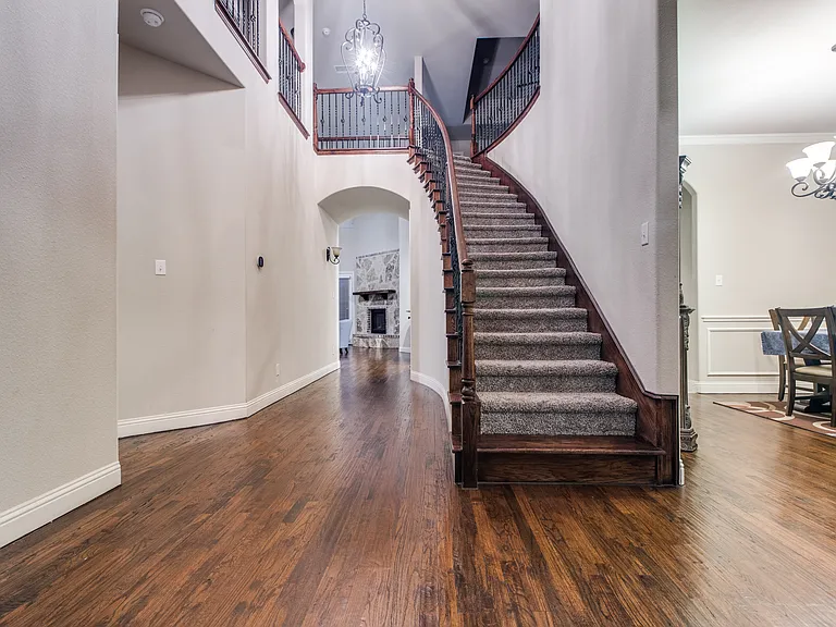 12038 Big Springs Dr — Photo 2