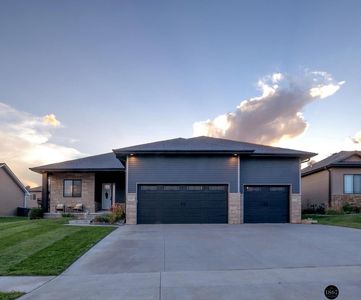 1203 Autumn Rd, Hickman, NE, 68372