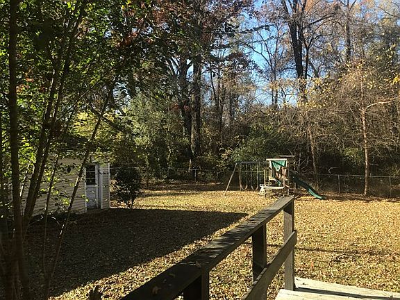 4th image of 29 Mimosa Dr