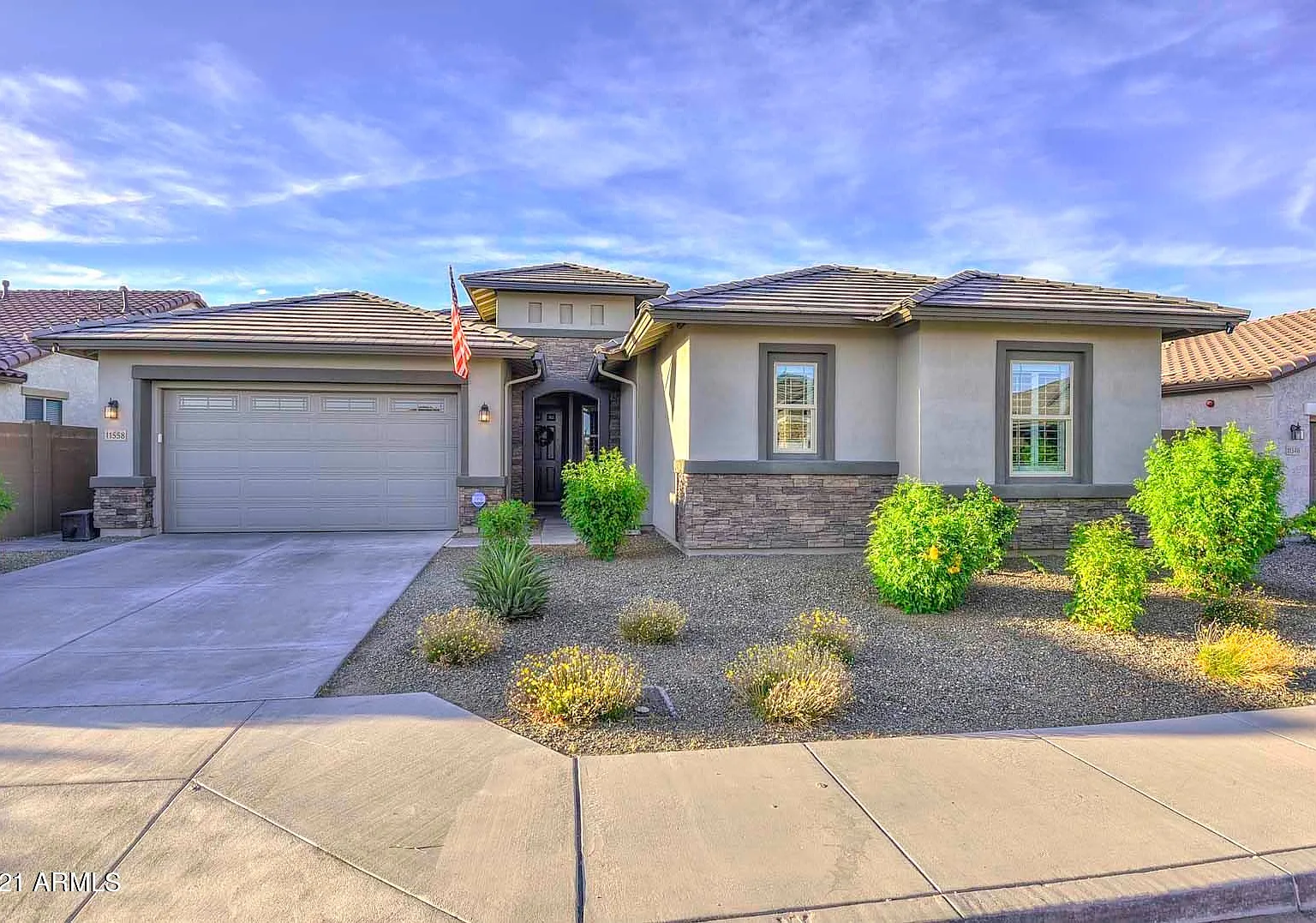 4 bed, 3.5 bath, 2758 sqft, $3,400 — Photo 1