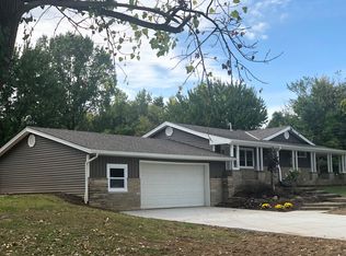 8853 Pine Tree Dr, Macedonia, OH 44056