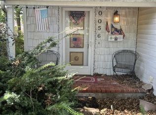 10056 N Locust St, Kansas City, MO 64155