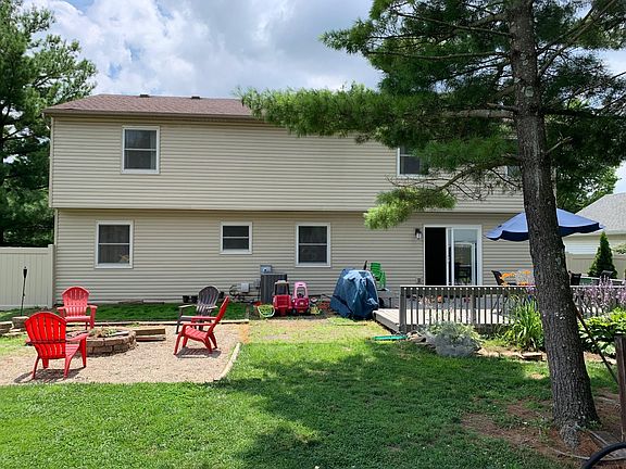2nd image of 423 Knob Ave