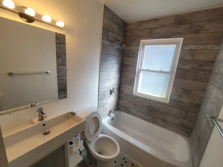 6987 Greenleaf Ave — Photo 12