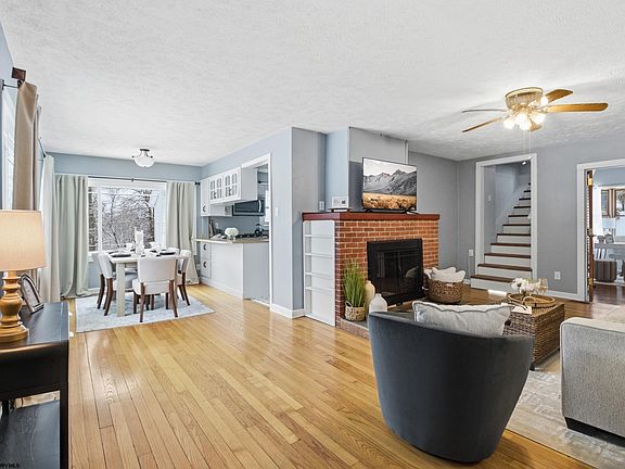 5th image of 1912 Bunner Ridge Rd