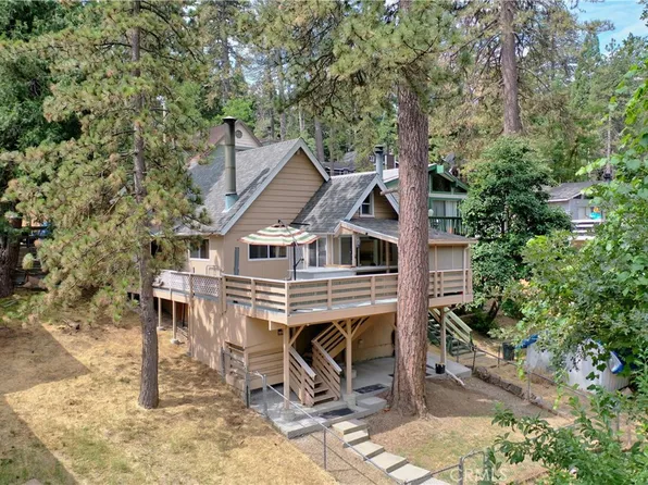 22874 Laurel Ln, Crestline, CA 92325