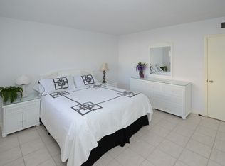 320 S Surf Rd APT 201, Hollywood, FL 33019