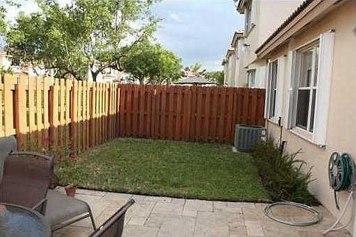 5th image of 6823 NW 107th Pl