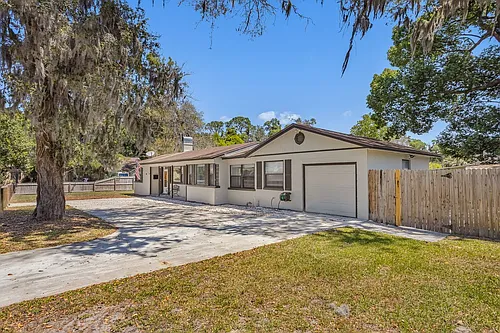 427 Holly Ave Photo 1