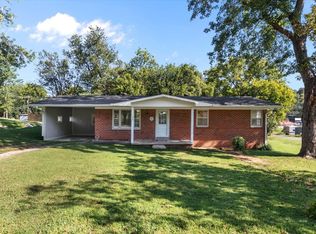 220 Roby Dr, Erin, TN 37061