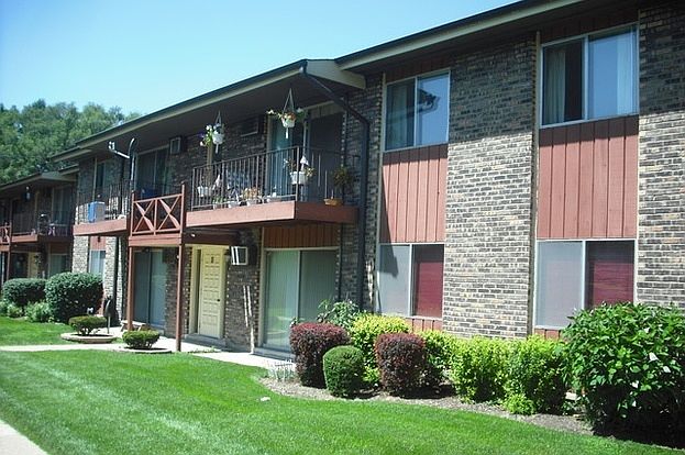 1st image of 247 N Neltnor Blvd #C-1h