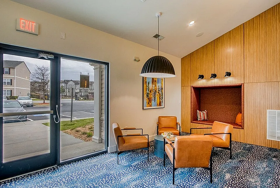 Relax in this cozy lobby lounge, perfect for informal meetings or unwinding.