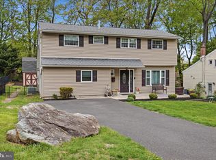181 Windmill Rd, Willow Grove, PA 19090
