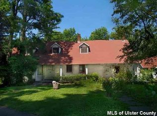 5 Jacobsen Ln, Stone Ridge, NY 12484