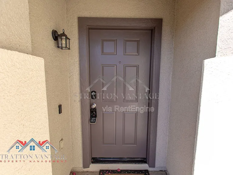 1868 W Desert Seasons Dr — Photo 5