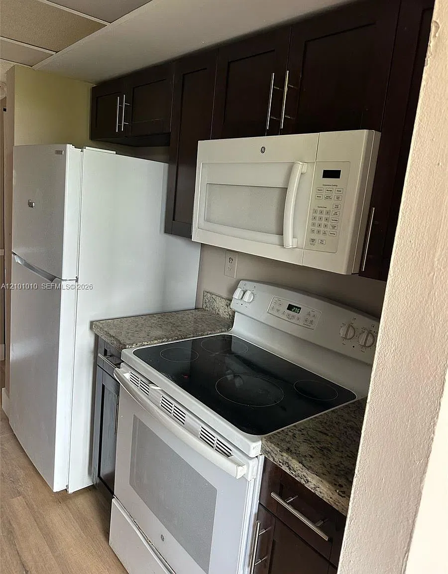 Verabella Falls Condo — Photo 3