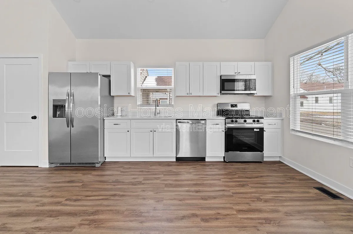Building Photo - 4448 Evanston Ave #A