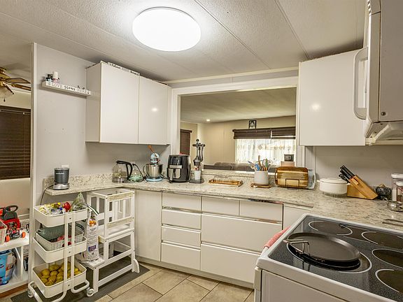 5th image of 1844 Reeves Pl