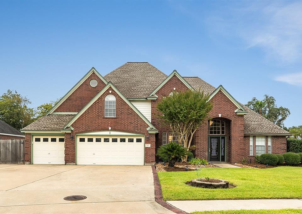 1st image of 103 Jackson Oaks Dr