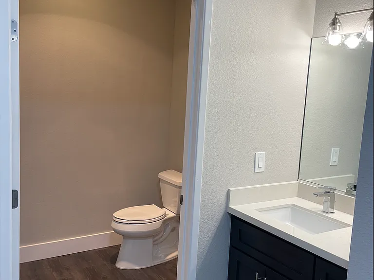 202 E Lake Ave #208 — Photo 10