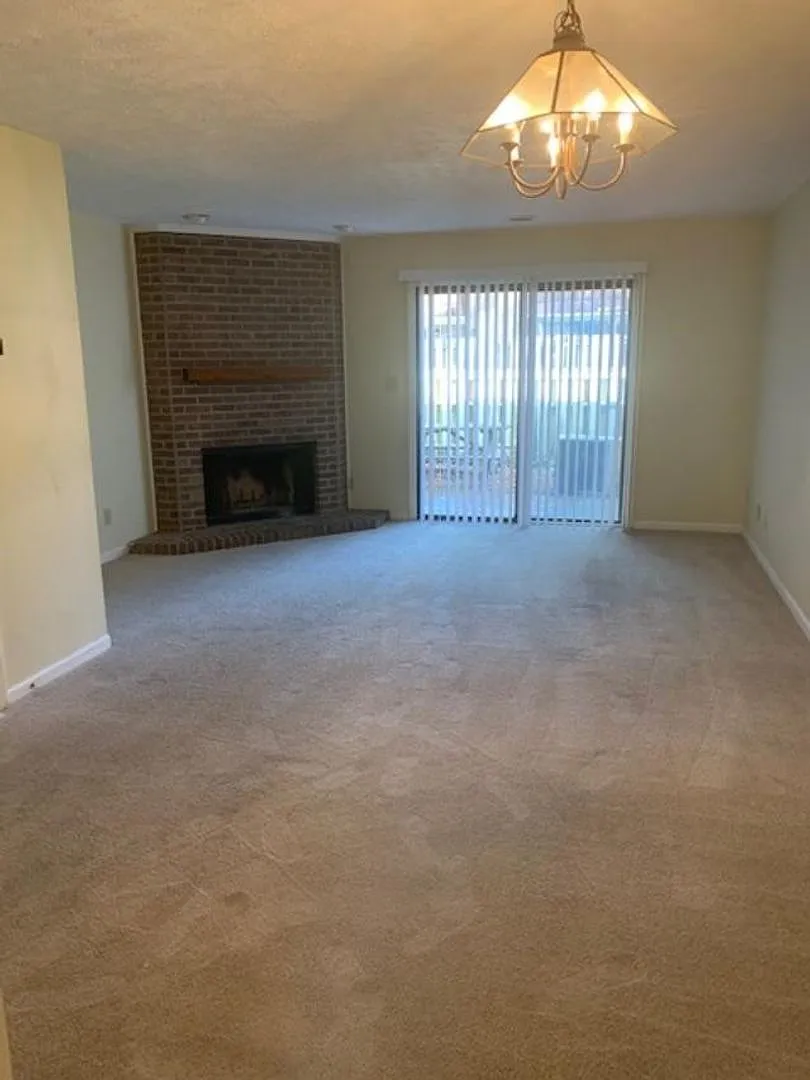 2 Bedroom 1.5 Bath For $1350 — Photo 1