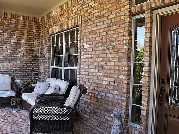2nd image of 32707 Whitehaven Pl