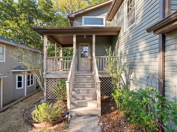 521 Farmingdale Rd SE, Huntsville, AL 35803